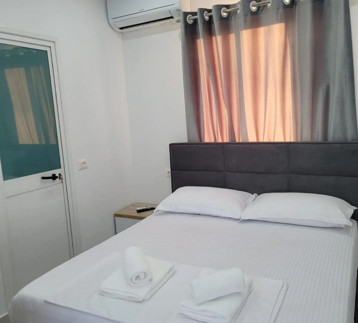 Guest house Caca Hotel Rinas Albania